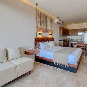 Adora 406 At Av Kukulkan Hotel Tulum